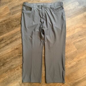 Greg Norman Mens 40x32 Gray Dress Pants ML75 Microlux Play Dry Golf Outdoor Fish